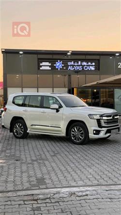 تويوتا لاندكروزر